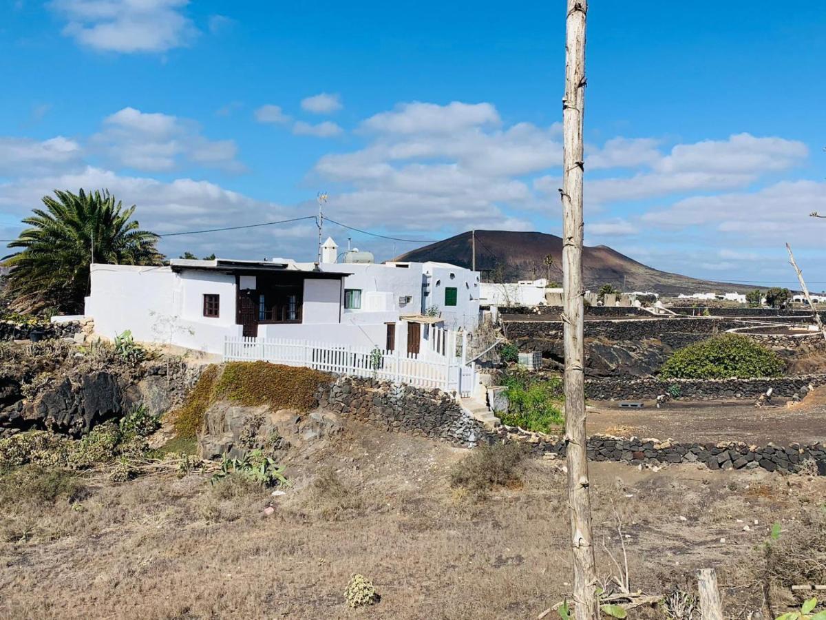 Campo Y Lava Villa Tias Bagian luar foto